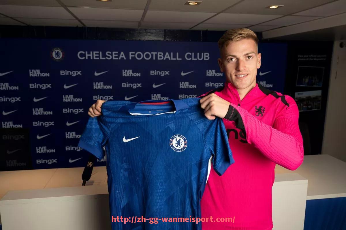 完美体育app-西甲联赛如何提前锁定冠军战术与规则分析